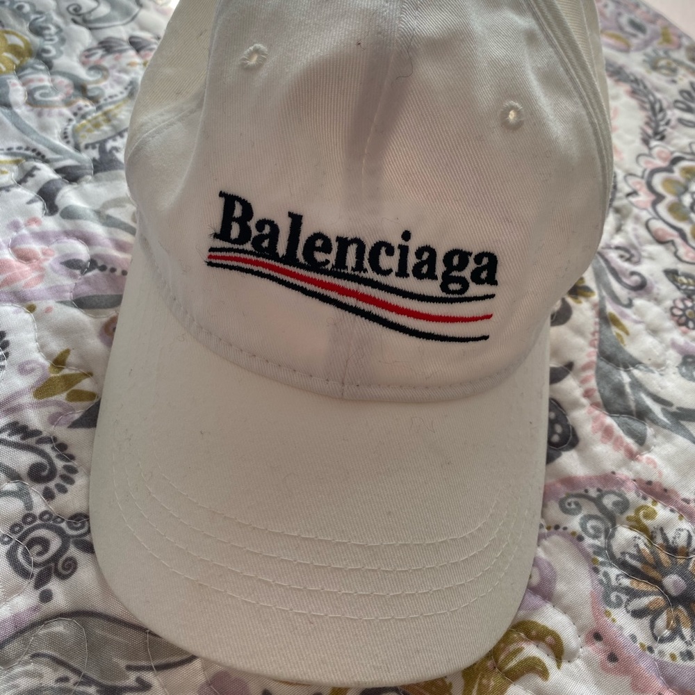 Balenciaga cap